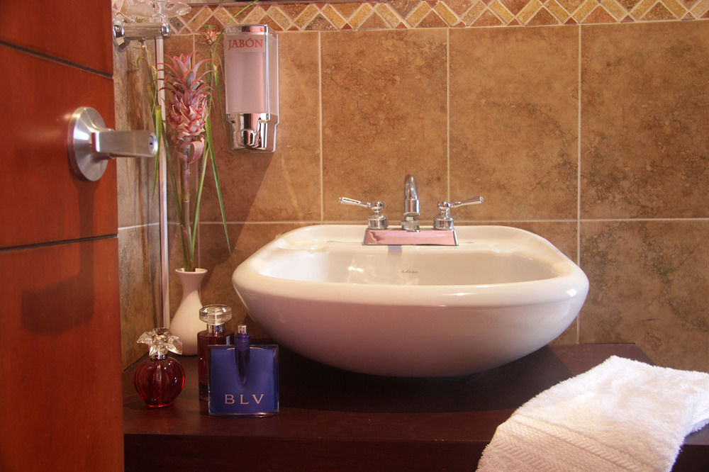 בוגוטה 6 Suites Hotel מראה חיצוני תמונה